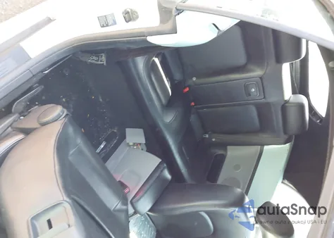 2003 Volkswagen New Beetle Gls from USA, damaged, VIN 3VWCK21Y23M330700